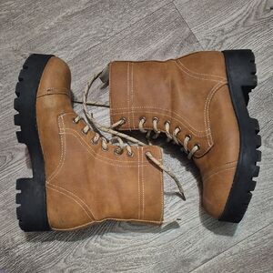 Brown‎ Lace-Up Boots